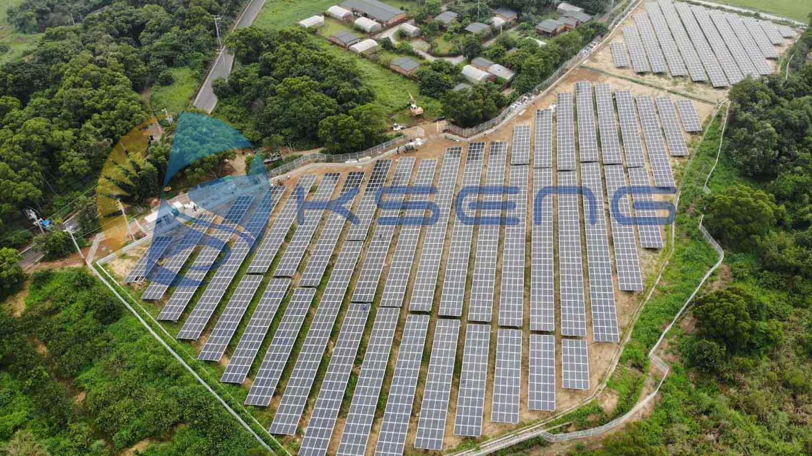 台湾1.6MW -地面螺丝基础太阳能安装系统